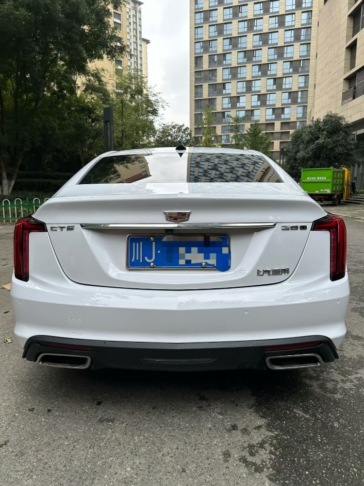 成都21年凯迪拉克CT58