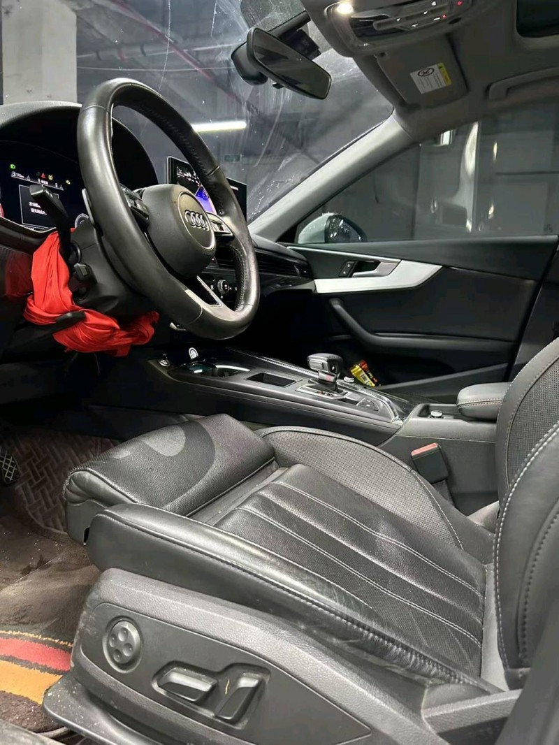 成都20年奥迪A4L4