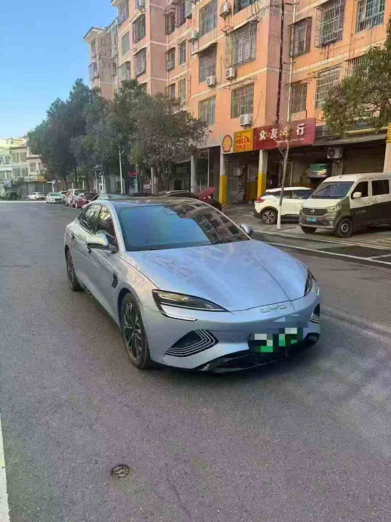 湘潭23年比亚迪海豹2