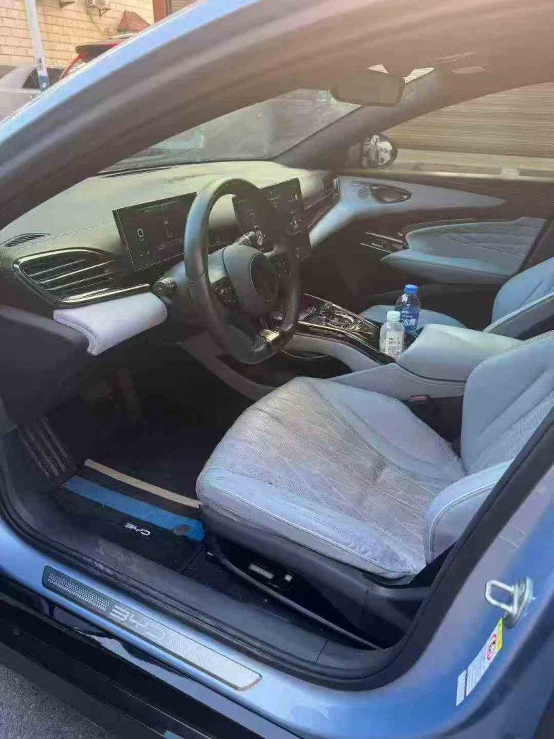 湘潭23年比亚迪海豹5