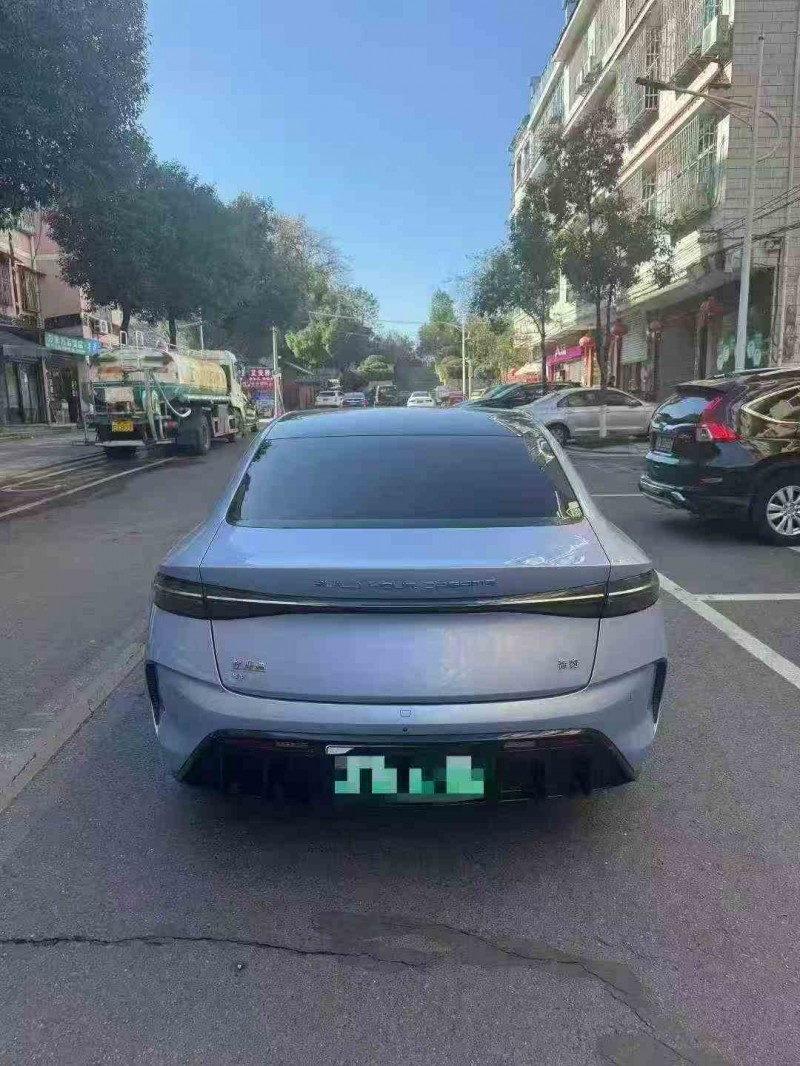 湘潭23年比亚迪海豹9