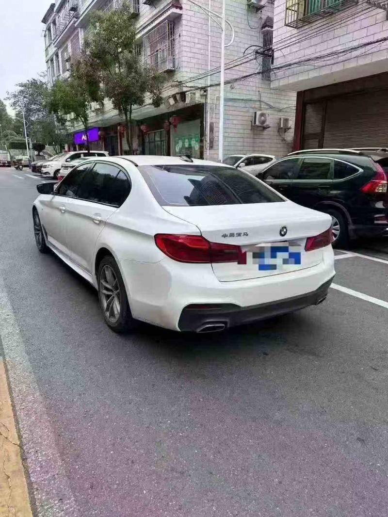 湘潭19年宝马5系8