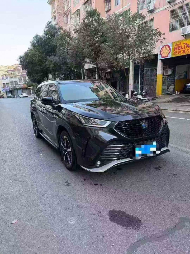 衡阳23年丰田皇冠3