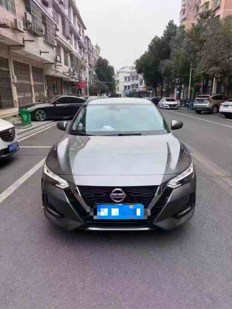 邵阳21年日产轩逸1