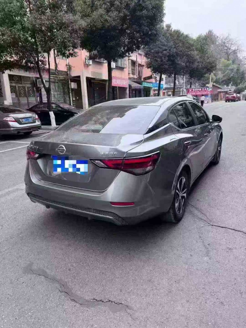 邵阳21年日产轩逸7