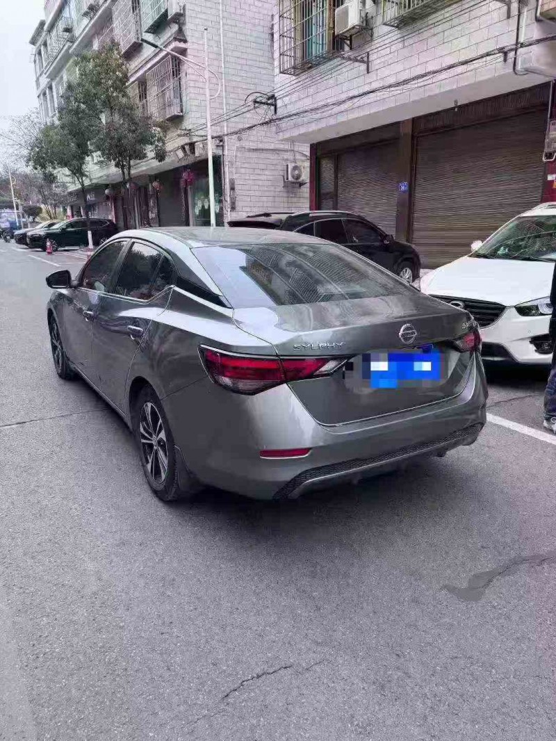 邵阳21年日产轩逸8