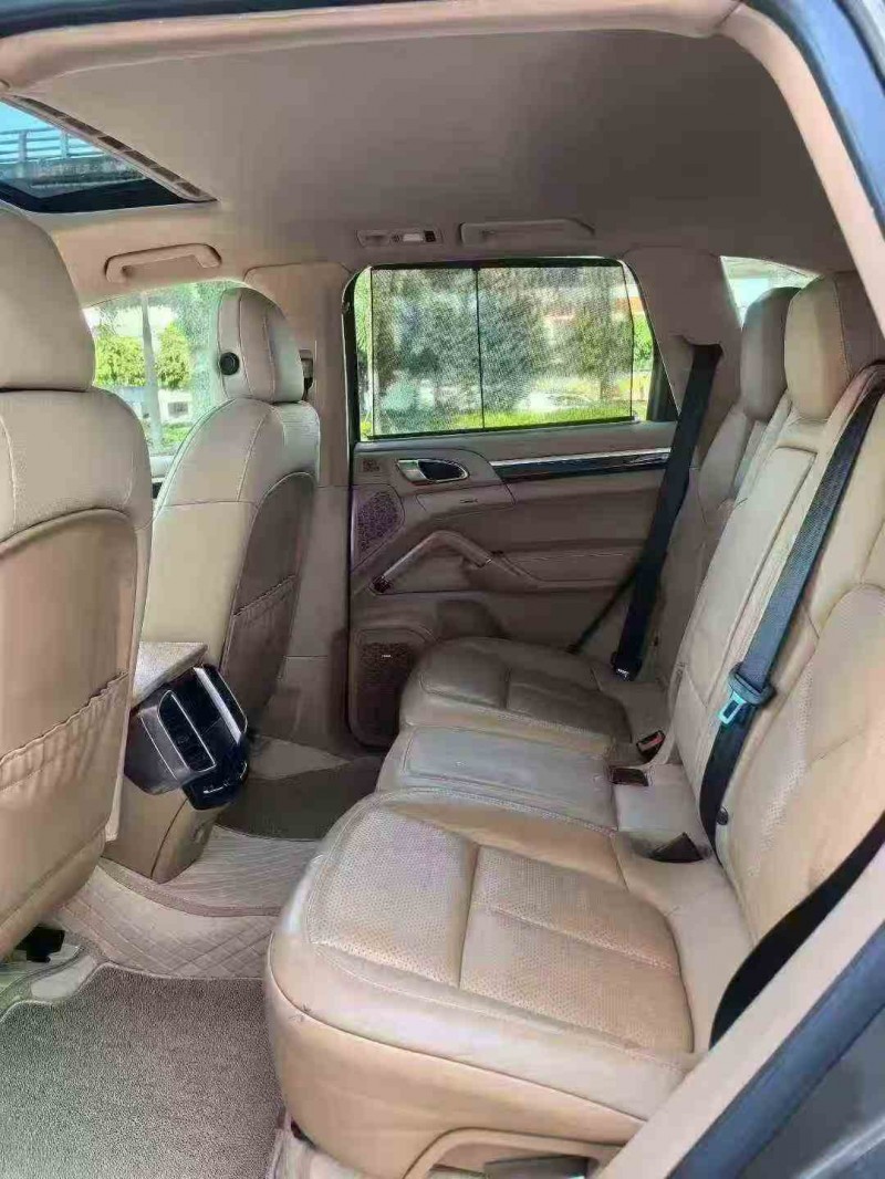 厦门15年保时捷卡宴4