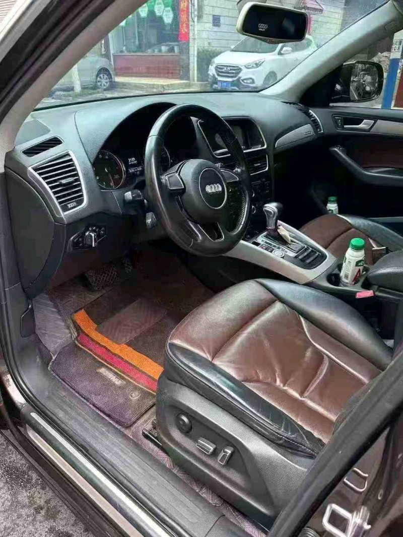 湘潭17年奥迪Q56