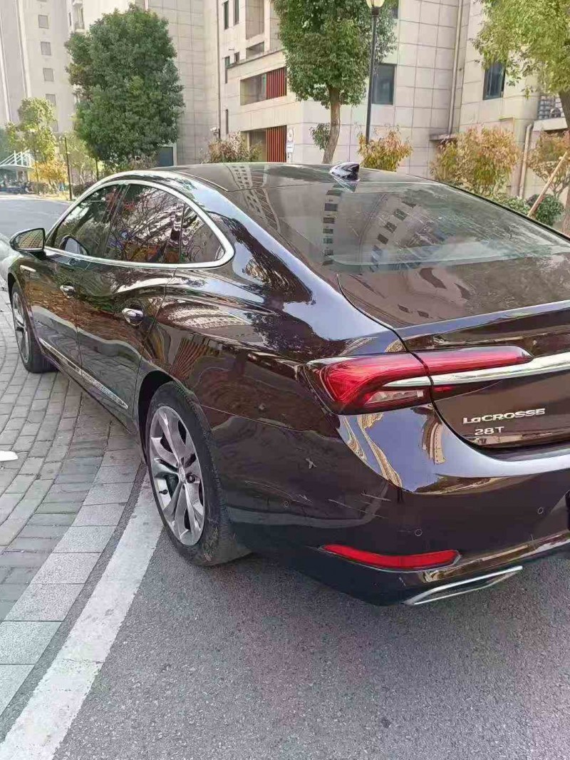 无锡20年别克君越7