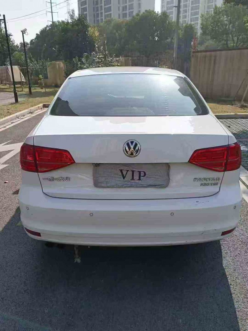 徐州16年大众速腾8