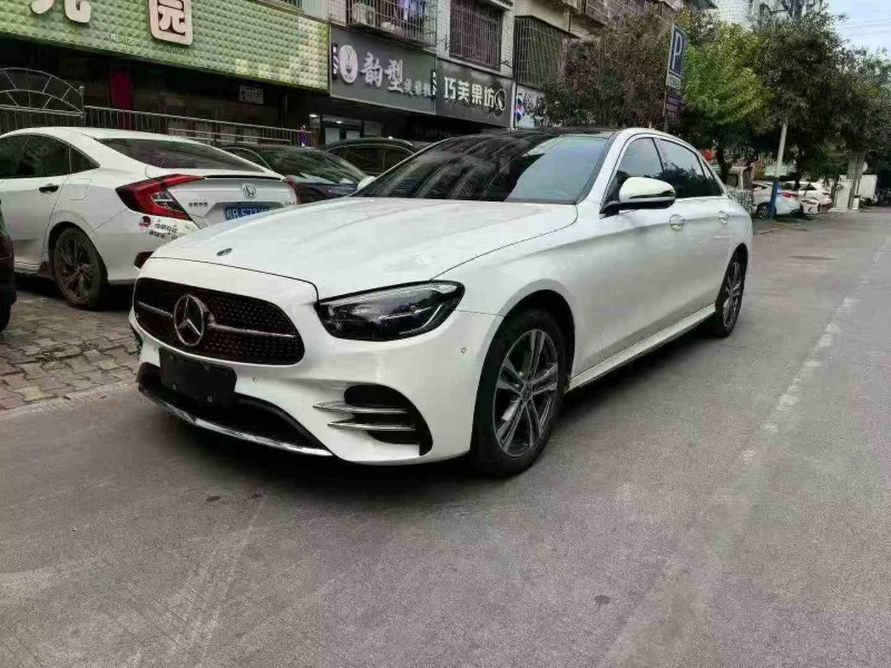 北海21年奔驰E2
