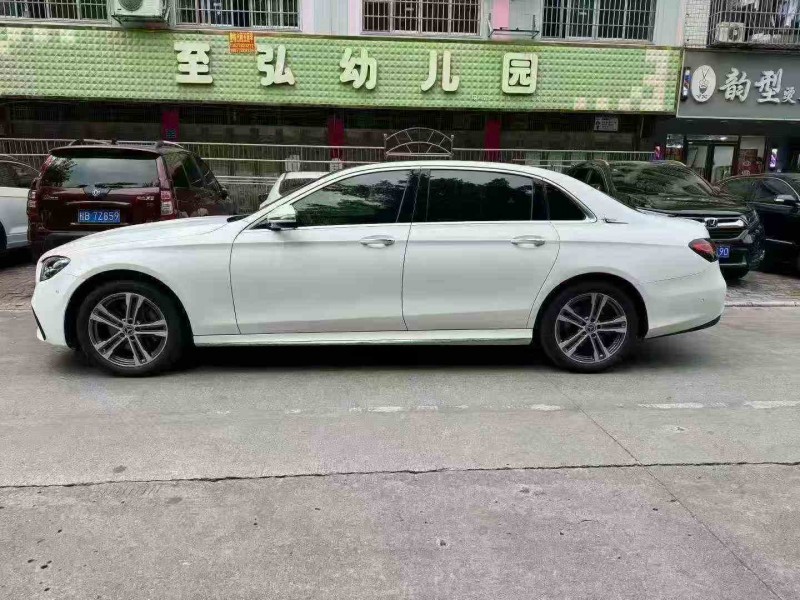 北海21年奔驰E5