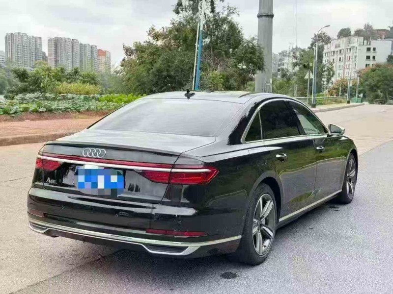 三明21年奥迪A8L8