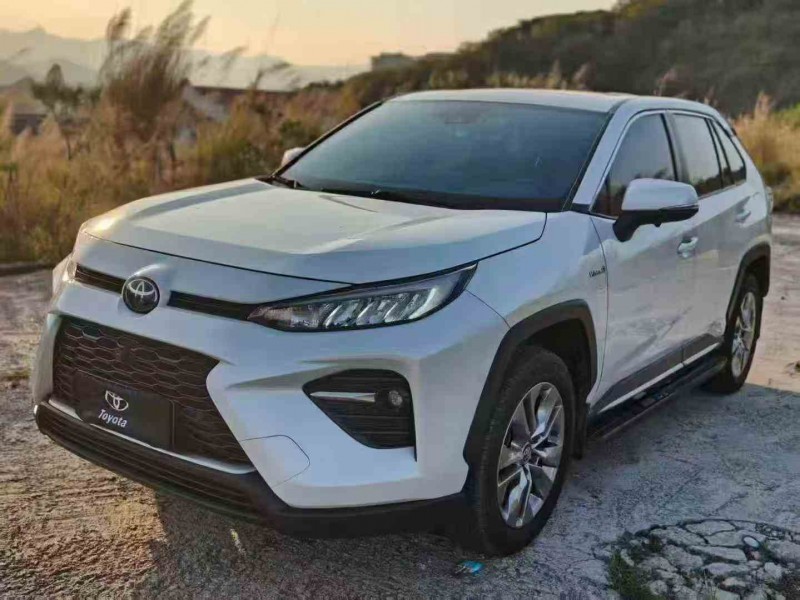 厦门21年丰田威兰达3