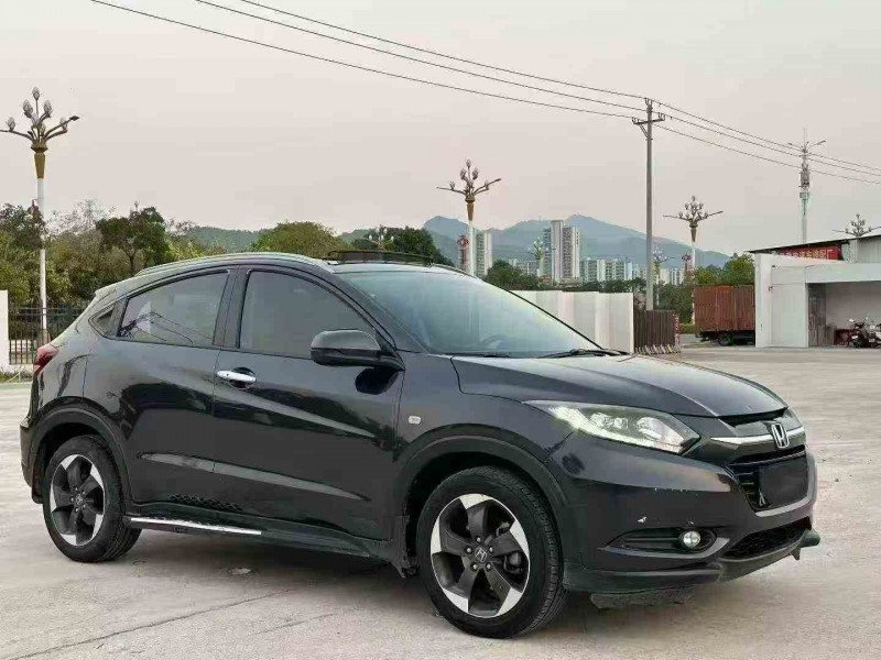 三明18年本田缤智2
