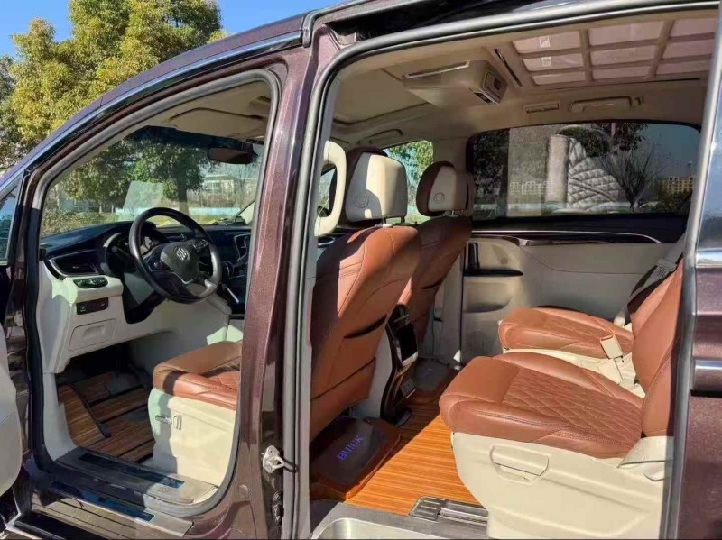 常州18年别克GL84