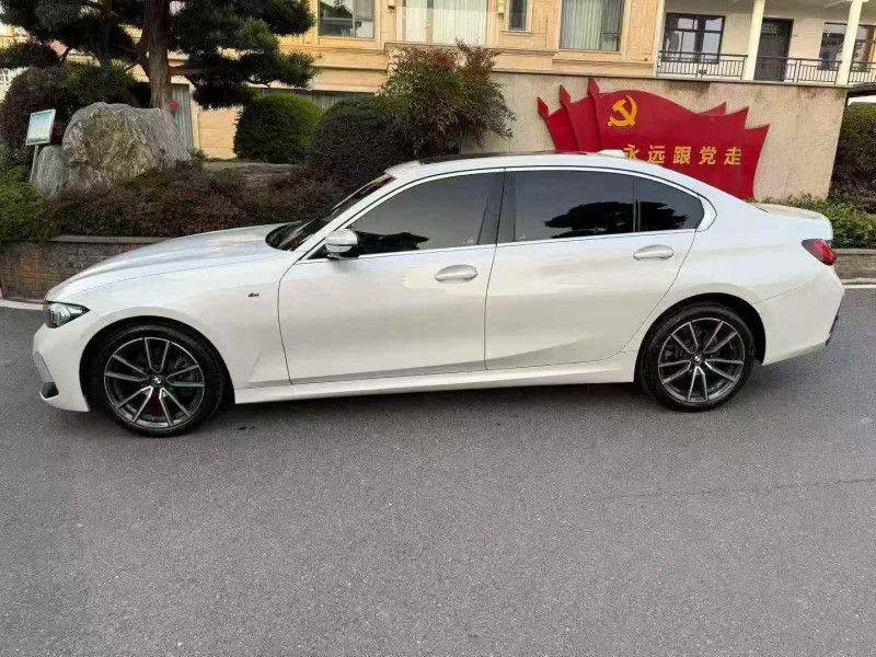 枣庄23年宝马3系7