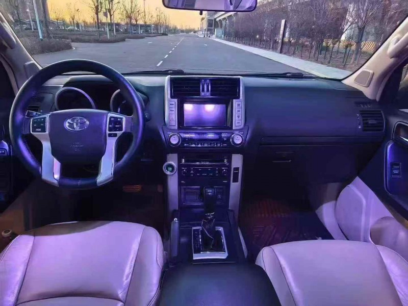 邯郸12年丰田普拉多5