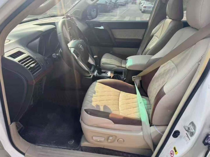 桂林13年丰田普拉多6