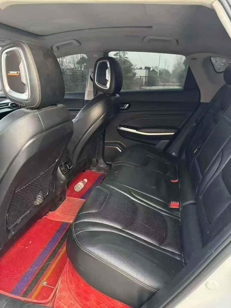 枣庄19年红旗HS35