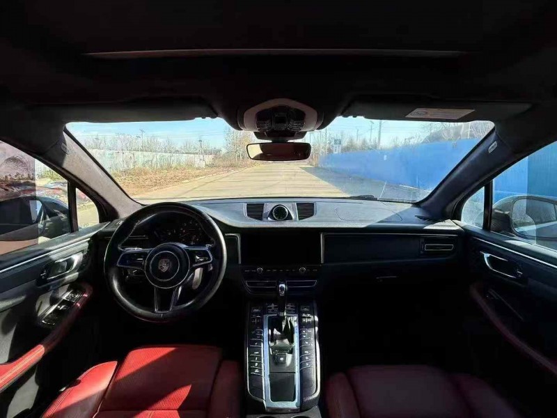 青岛20年保时捷Macan6