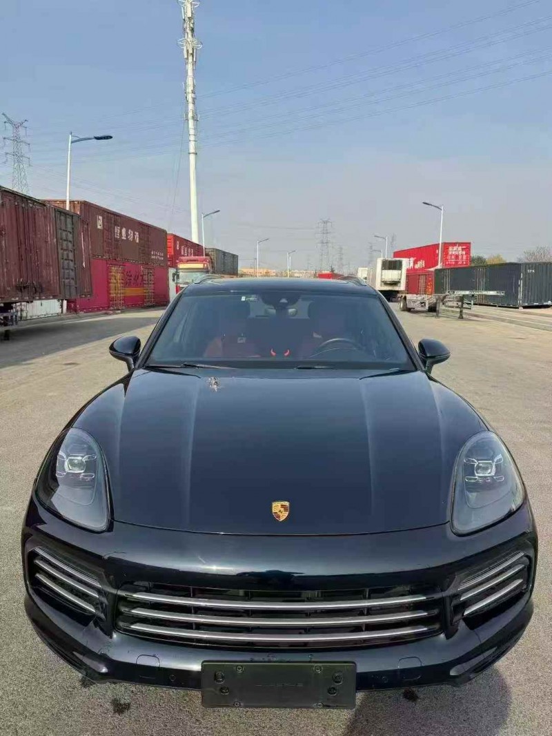 东营20年保时捷卡宴1
