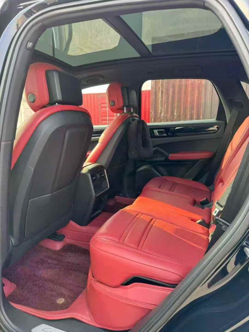 东营20年保时捷卡宴4