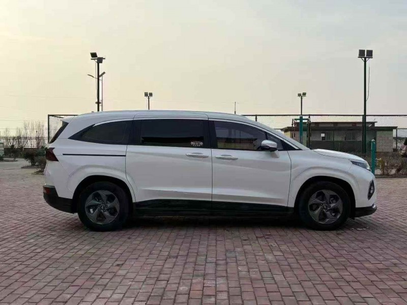 淄博22年现代库斯图8