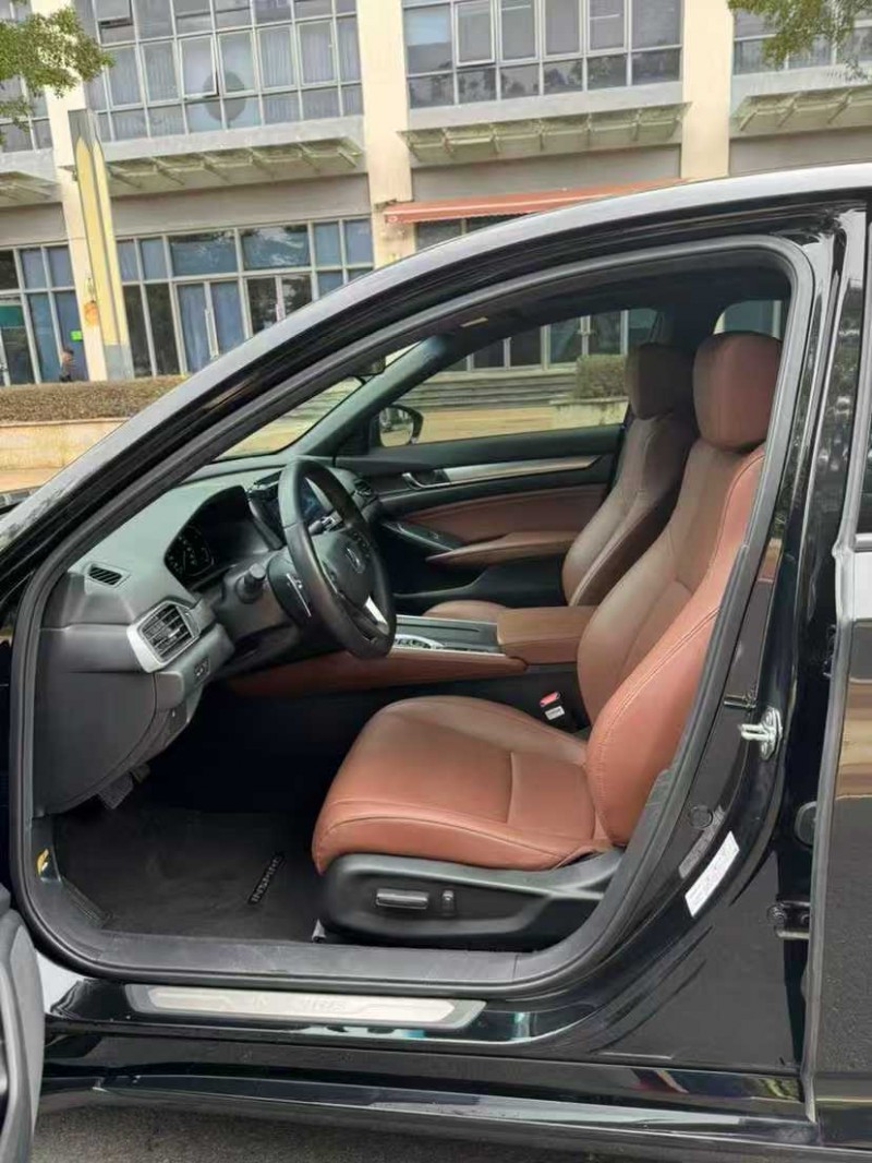 深圳22年本田英诗派4