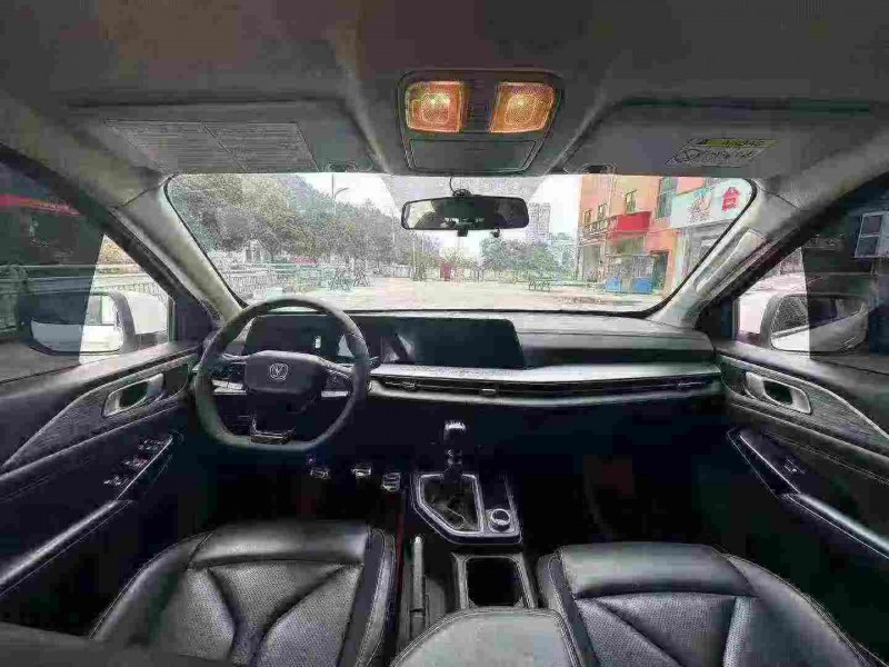 遵义24年长安汽车览拓者5