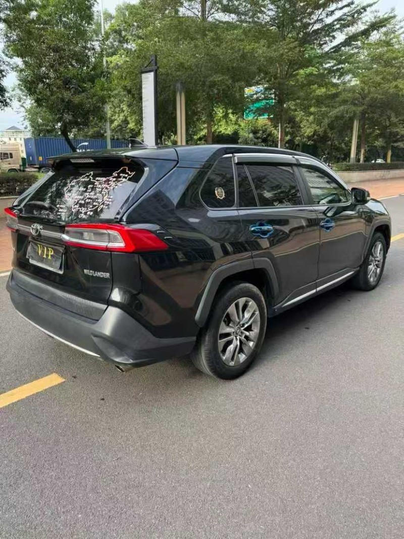 珠海22年丰田威兰达8