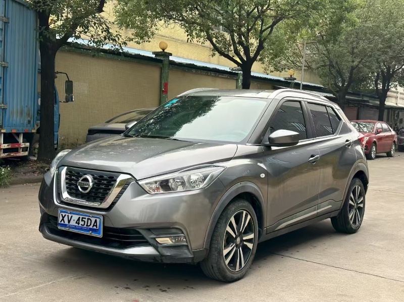 中山17年日产劲客2