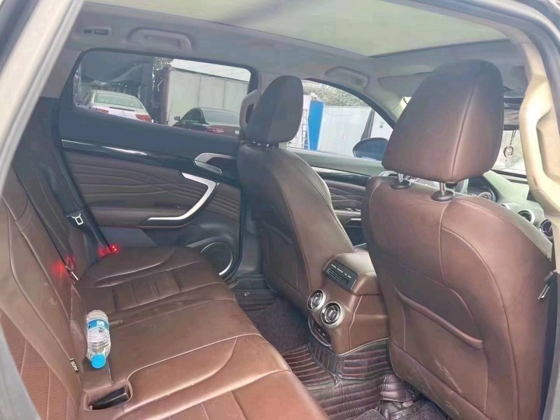 重庆18年长城汽车WEY5