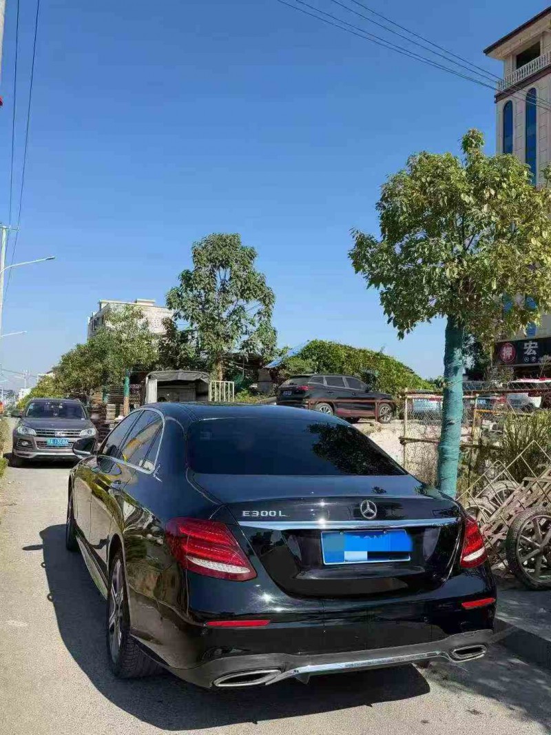 湘潭19年奔驰E8