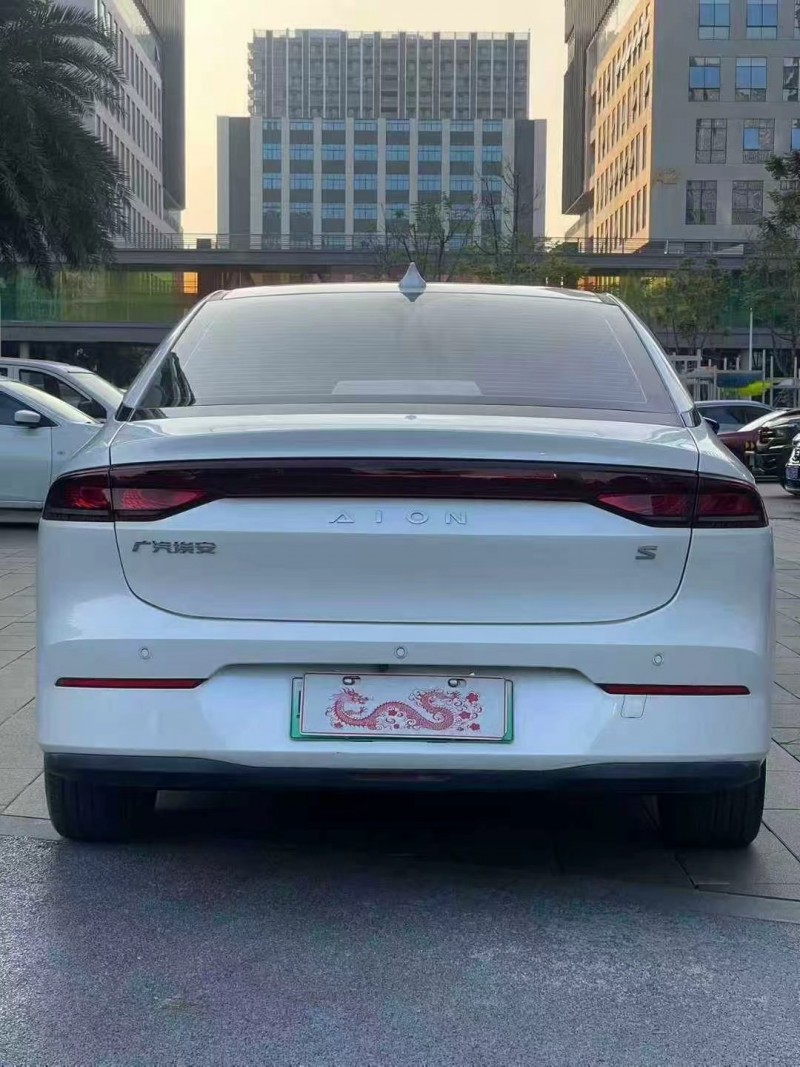 佛山23年传祺埃安S5809