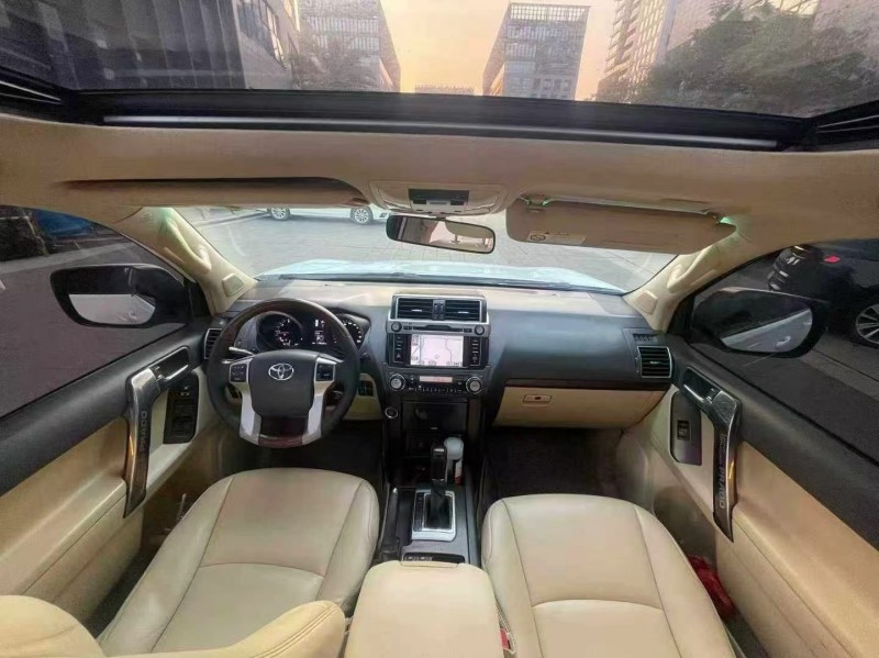 佛山14年丰田普拉多5