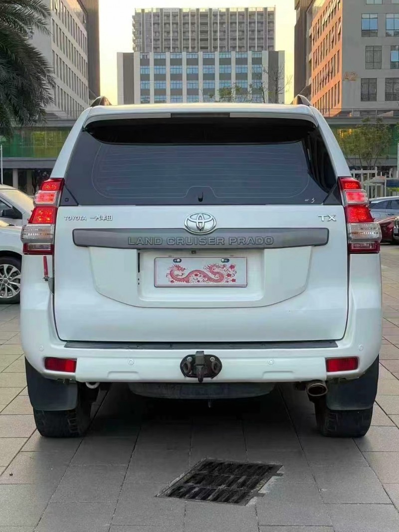 佛山14年丰田普拉多9