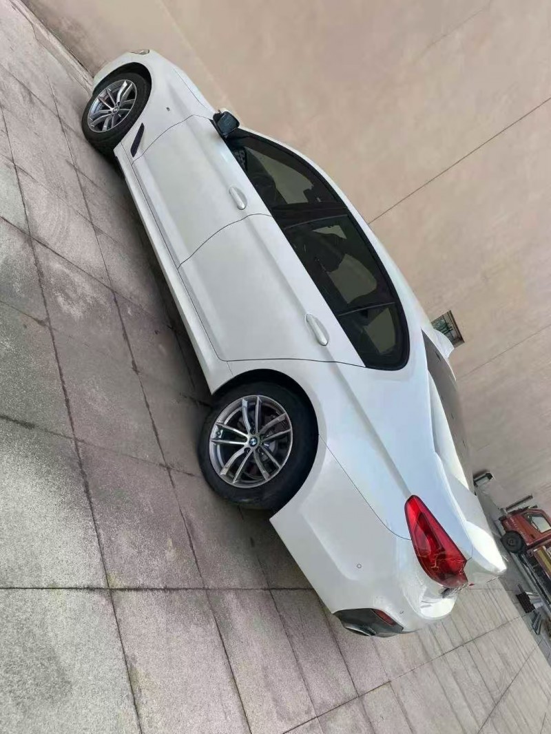 营口19年宝马5系4