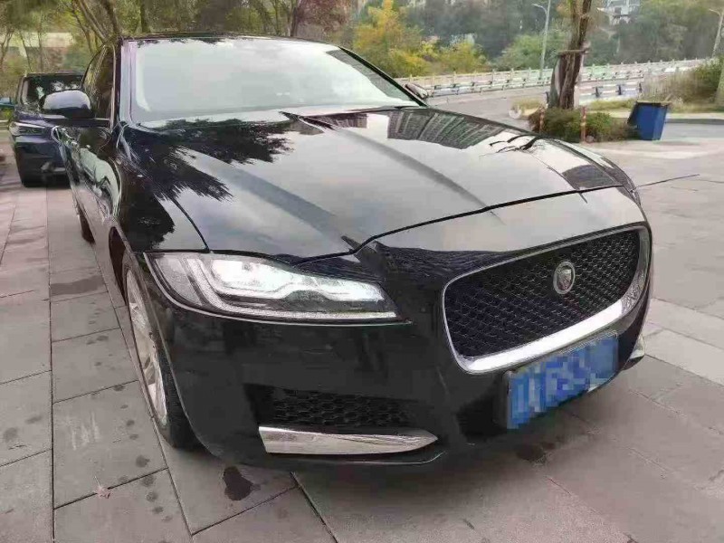 重庆18年捷豹XFL2