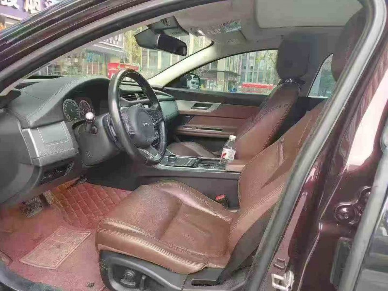 重庆18年捷豹XFL7