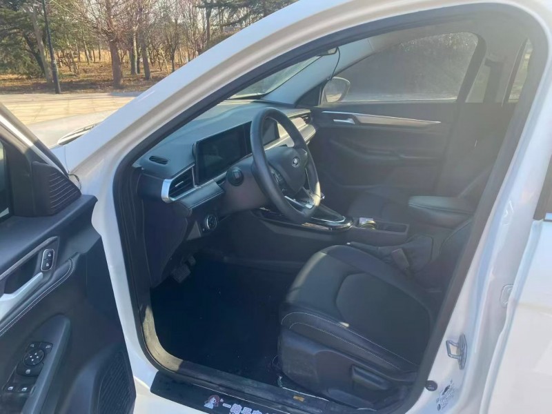 青岛21年福特福睿斯5