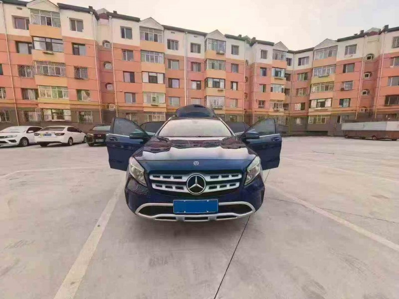 大庆19年奔驰GLA1