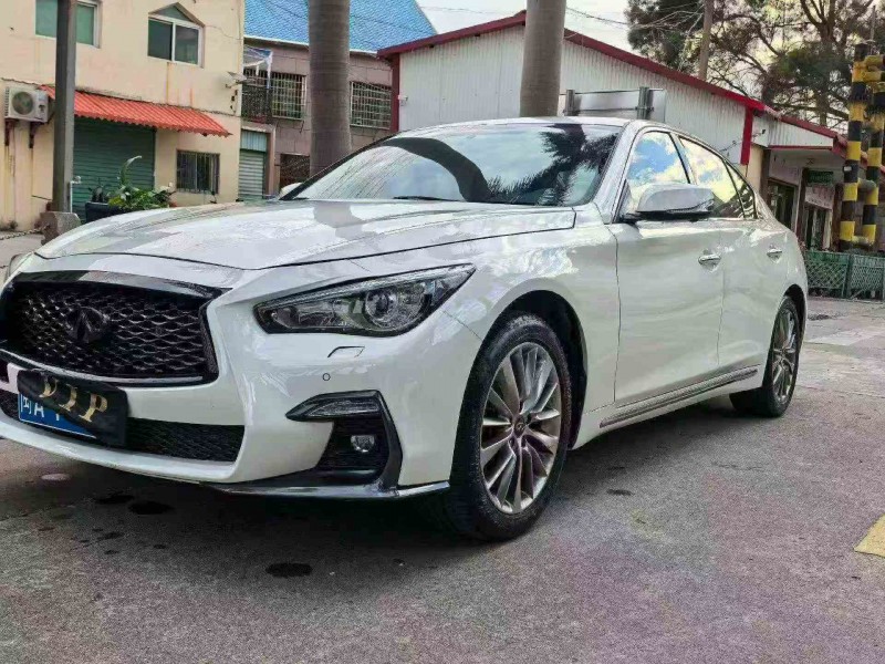 南平19年英菲尼迪Q50L3