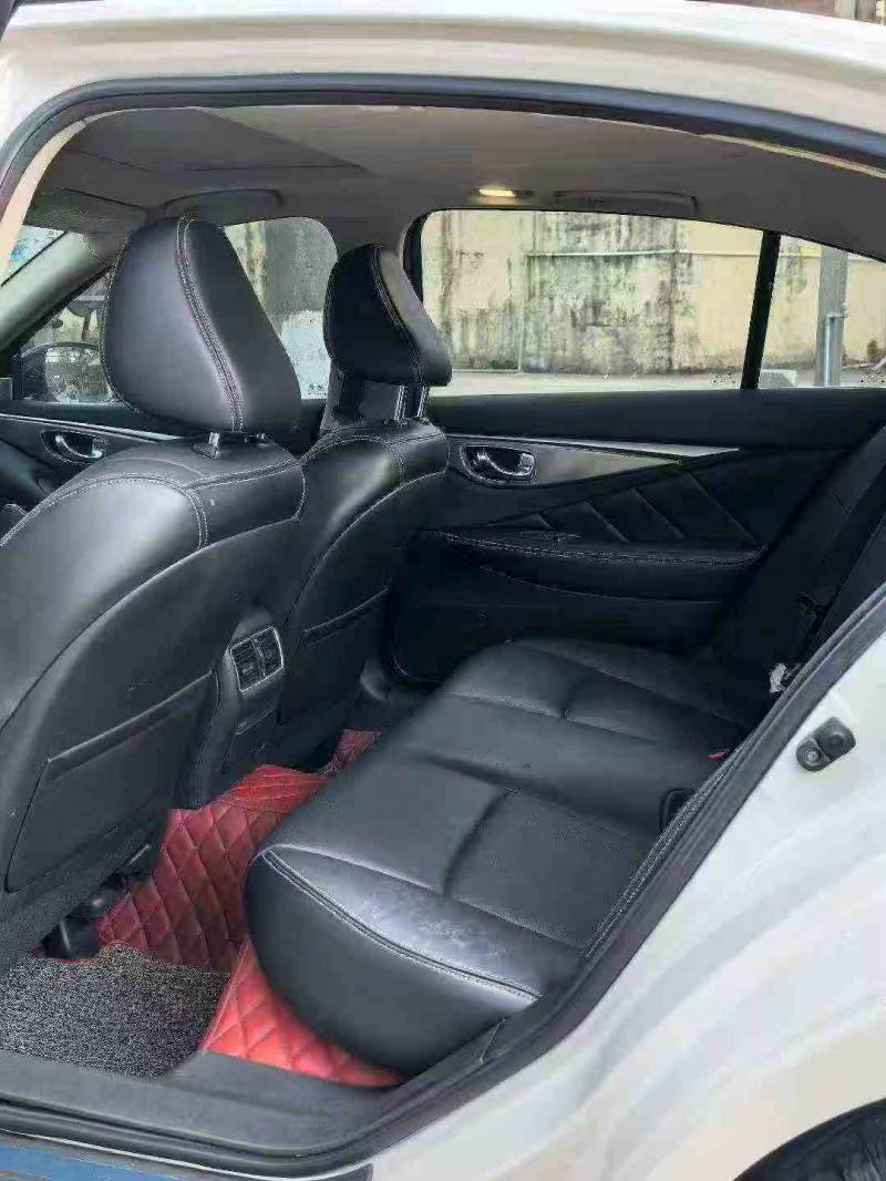 南平19年英菲尼迪Q50L5