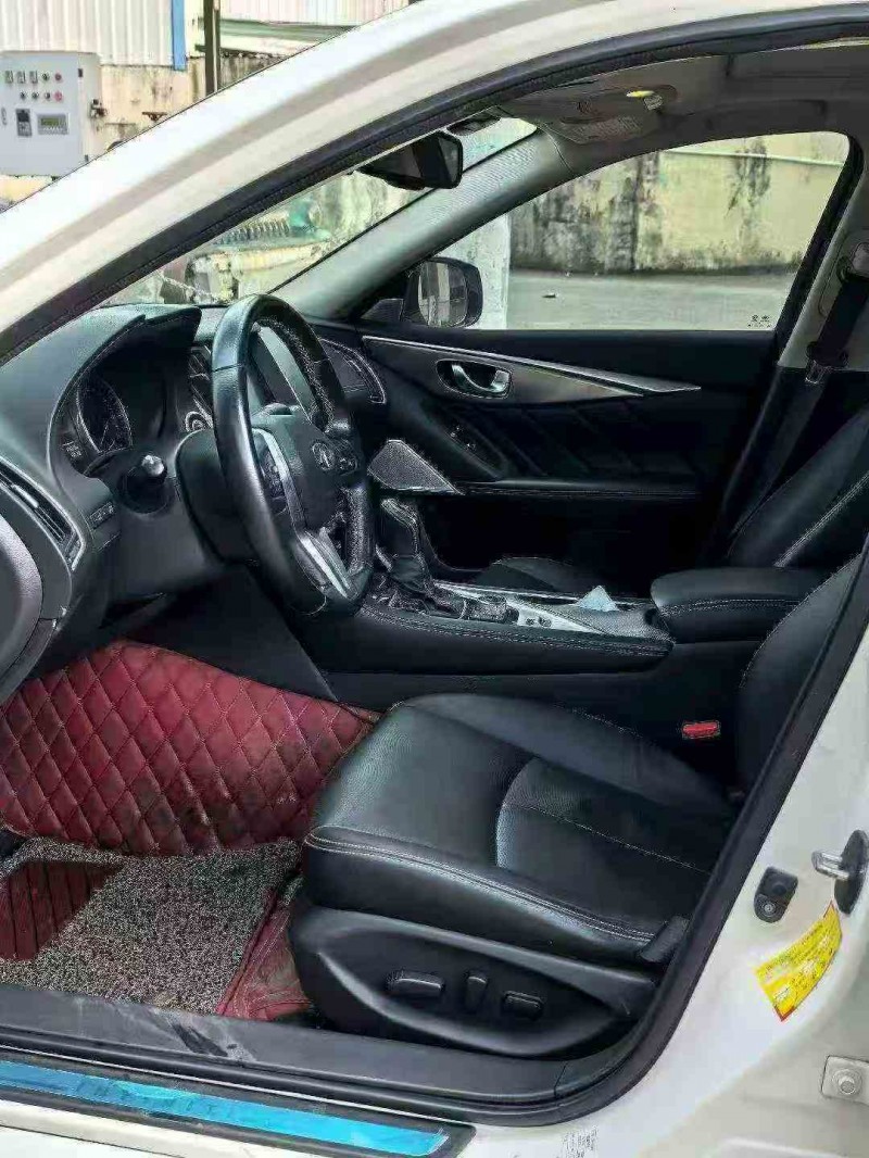 南平19年英菲尼迪Q50L6