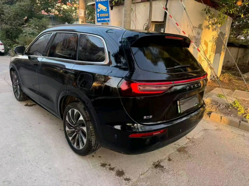 台州23年华为智选问界3