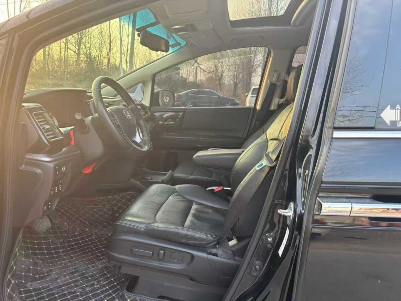 徐州16年本田艾力绅6