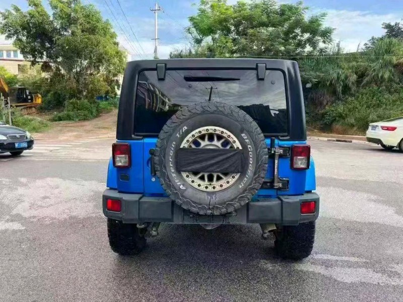 广州15年Jeep牧马人8