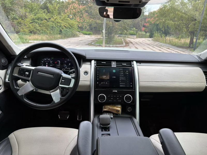 青岛21年路虎发现6