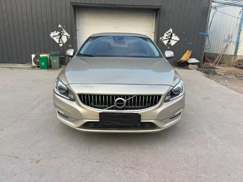 徐州19年沃尔沃S60L1